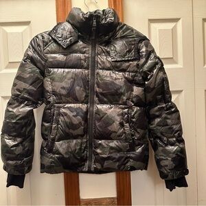 Sam. S13 New York Camo Puffer Jacket